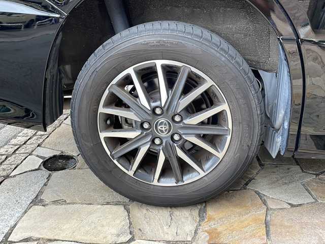 トヨタ ヴォクシー ZS 煌Ⅱ 静岡県 2017(平29)年 8.8万km ブラック 【安全装備】/トヨタセーフティセンス/プリクラッシュセーフティ/（レーザーレーダー・単眼カメラ方式）/（自車車速約30km/hから80km/h間：ブレーキアシスト機能発動）/（自車車速約10km/hから80km/h間踏力無時：約30km/h減速）/レーンディパーチャーアラート/（作動車速50km/h以上時）/オートマチックハイビーム/（作動車速30km/h以上時）/先行車発進お知らせ機能/【主要装備】/純正ナビ　/バックカメラ　/フルセグテレビ　/両側パワースライドドア　/ステアリングスイッチ　/ビルトインＥＴＣ　/プッシュスタート　/スマートキー　/スペアキー有り　/ドライブレコーダー