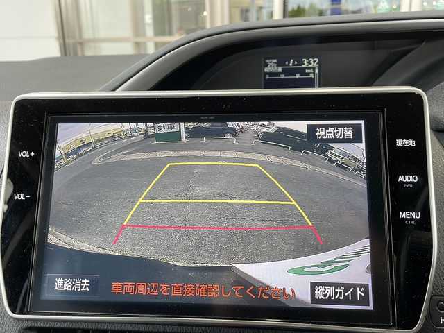 トヨタ ヴォクシー ZS 煌Ⅱ 静岡県 2017(平29)年 8.8万km ブラック 【安全装備】/トヨタセーフティセンス/プリクラッシュセーフティ/（レーザーレーダー・単眼カメラ方式）/（自車車速約30km/hから80km/h間：ブレーキアシスト機能発動）/（自車車速約10km/hから80km/h間踏力無時：約30km/h減速）/レーンディパーチャーアラート/（作動車速50km/h以上時）/オートマチックハイビーム/（作動車速30km/h以上時）/先行車発進お知らせ機能/【主要装備】/純正ナビ　/バックカメラ　/フルセグテレビ　/両側パワースライドドア　/ステアリングスイッチ　/ビルトインＥＴＣ　/プッシュスタート　/スマートキー　/スペアキー有り　/ドライブレコーダー