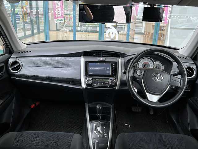 トヨタ カローラ フィールダー 1．5G 愛知県 2014(平26)年 10.6万km ブラックマイカ ワンオーナー/禁煙車/純正メモリナビ/　AM/FM/BT/CD/DVD/フルセグTV/社外ドラレコ/純正フロアマット/ルーフレール/横滑り防止装置/電格ミラー/Wエアバッグ/カーテンエアバッグ/保証書/スペアキー