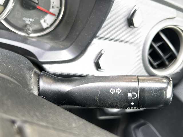 トヨタ カローラ フィールダー 1．5G 愛知県 2014(平26)年 10.6万km ブラックマイカ ワンオーナー/禁煙車/純正メモリナビ/　AM/FM/BT/CD/DVD/フルセグTV/社外ドラレコ/純正フロアマット/ルーフレール/横滑り防止装置/電格ミラー/Wエアバッグ/カーテンエアバッグ/保証書/スペアキー