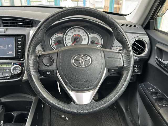 トヨタ カローラ フィールダー 1．5G 愛知県 2014(平26)年 10.6万km ブラックマイカ ワンオーナー/禁煙車/純正メモリナビ/　AM/FM/BT/CD/DVD/フルセグTV/社外ドラレコ/純正フロアマット/ルーフレール/横滑り防止装置/電格ミラー/Wエアバッグ/カーテンエアバッグ/保証書/スペアキー