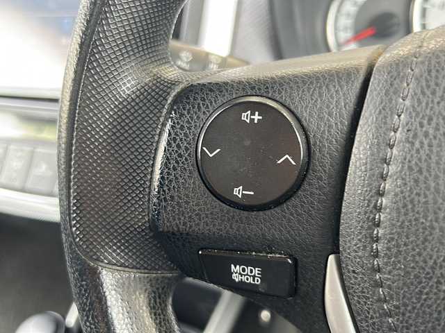 トヨタ カローラ フィールダー 1．5G 愛知県 2014(平26)年 10.6万km ブラックマイカ ワンオーナー/禁煙車/純正メモリナビ/　AM/FM/BT/CD/DVD/フルセグTV/社外ドラレコ/純正フロアマット/ルーフレール/横滑り防止装置/電格ミラー/Wエアバッグ/カーテンエアバッグ/保証書/スペアキー