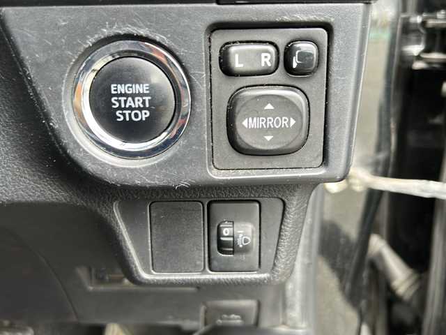 トヨタ カローラ フィールダー 1．5G 愛知県 2014(平26)年 10.6万km ブラックマイカ ワンオーナー/禁煙車/純正メモリナビ/　AM/FM/BT/CD/DVD/フルセグTV/社外ドラレコ/純正フロアマット/ルーフレール/横滑り防止装置/電格ミラー/Wエアバッグ/カーテンエアバッグ/保証書/スペアキー