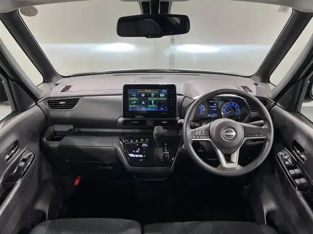 日産 ルークス ハイウェイスター X 愛知県 2025(令7)年 0.3万km ブラック Apple Car Play/・AM/FM/Bluetooth/衝突軽減システム/両側パワースライド/全方位カメラ/オートエアコン/オートライト/LEDヘッドライト/純正14インチアルミホイル/プッシュスタートボタン/スマートキー/スペアキー/純正フロアマット/保証書/取扱説明書