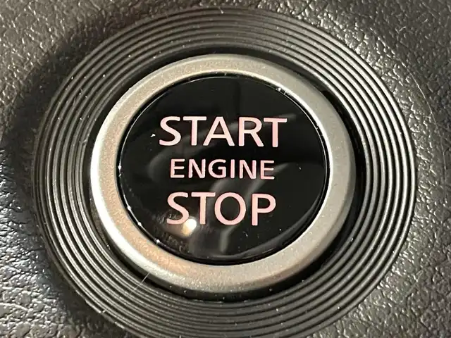 日産 ルークス ハイウェイスター X 愛知県 2025(令7)年 0.3万km ブラック Apple Car Play/・AM/FM/Bluetooth/衝突軽減システム/両側パワースライド/全方位カメラ/オートエアコン/オートライト/LEDヘッドライト/純正14インチアルミホイル/プッシュスタートボタン/スマートキー/スペアキー/純正フロアマット/保証書/取扱説明書