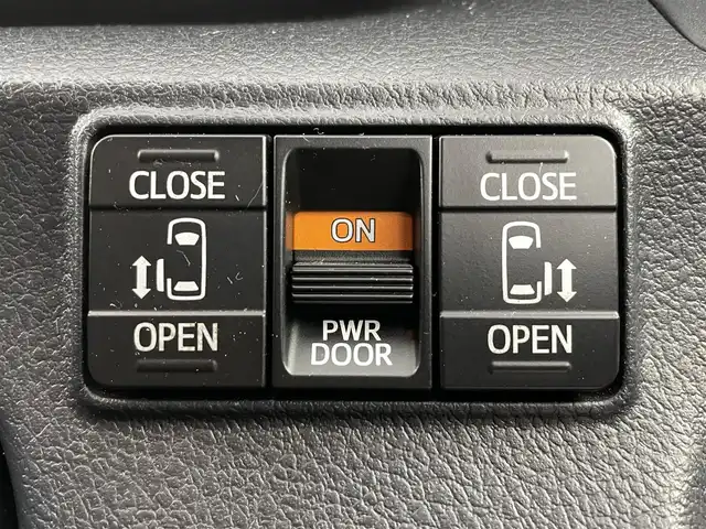 トヨタ シエンタ ハイブリッド G クエロ 福島県 2018(平30)年 5.5万km ブラックマイカ トヨタセーフティセンスC/・衝突軽減/・オートハイビーム/・先行車発進お知らせ機能/・クリアランスソナー/純正9インチナビ/・フルセグ/TV/BT/CD/DVD/AM/FM/SD/バックカメラ/・全方位カメラ/両側パワースライドドア/クルーズコントロール/LEDオートライト/・フォグライト/３列シート/・ウォークスルー/・ハーフレザー/ETC/ドラレコ/革ステアリング/・ステアリングリモコン/純正フロアマット/純正ドアバイザー/ウィンカーミラー/・オートミラー/プッシュスタート/・スマートキー