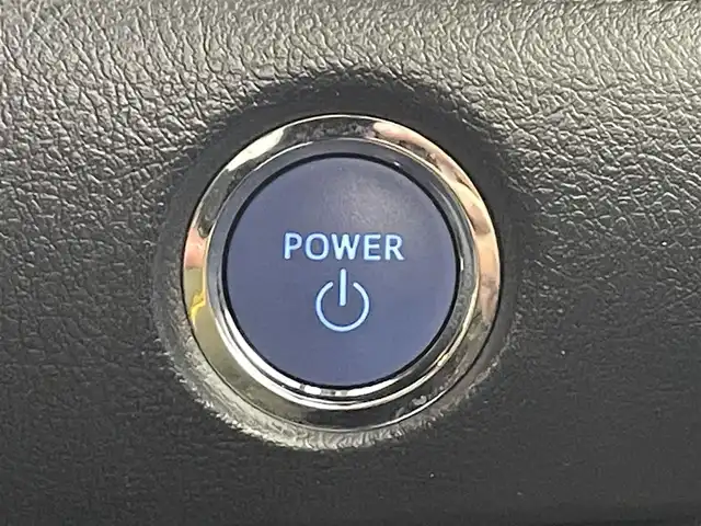 トヨタ シエンタ ハイブリッド G 福島県 2022(令4)年 3.2万km ブラックマイカ トヨタセーフティセンス/・衝突軽減ブレーキ　/・車線逸脱警報装置　/・オートハイビーム　/・ふらつき警報　/純正ナビゲーション/・型式：AVIC-R2503/・Bluetooth/TV/CD/DVD/AM・FM/CD/DVD/・バックカメラ/・ETC/前方ドライブレコーダー/革巻きステアリング/・ステアリングスイッチ/両側パワースライドドア/プッシュスタート/・スマートキー/LEDライト/・オートライト/・ヘッドライトリベライザー/電動格納ミラー/純正フロアマット