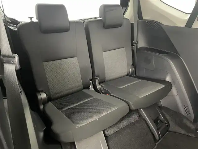 トヨタ シエンタ ハイブリッド G 福島県 2022(令4)年 3.2万km ブラックマイカ トヨタセーフティセンス/・衝突軽減ブレーキ　/・車線逸脱警報装置　/・オートハイビーム　/・ふらつき警報　/純正ナビゲーション/・型式：AVIC-R2503/・Bluetooth/TV/CD/DVD/AM・FM/CD/DVD/・バックカメラ/・ETC/前方ドライブレコーダー/革巻きステアリング/・ステアリングスイッチ/両側パワースライドドア/プッシュスタート/・スマートキー/LEDライト/・オートライト/・ヘッドライトリベライザー/電動格納ミラー/純正フロアマット