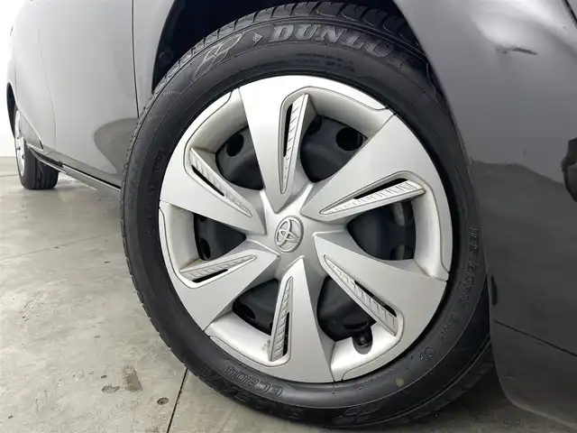 トヨタ シエンタ ハイブリッド G 福島県 2022(令4)年 3.2万km ブラックマイカ トヨタセーフティセンス/・衝突軽減ブレーキ　/・車線逸脱警報装置　/・オートハイビーム　/・ふらつき警報　/純正ナビゲーション/・型式：AVIC-R2503/・Bluetooth/TV/CD/DVD/AM・FM/CD/DVD/・バックカメラ/・ETC/前方ドライブレコーダー/革巻きステアリング/・ステアリングスイッチ/両側パワースライドドア/プッシュスタート/・スマートキー/LEDライト/・オートライト/・ヘッドライトリベライザー/電動格納ミラー/純正フロアマット