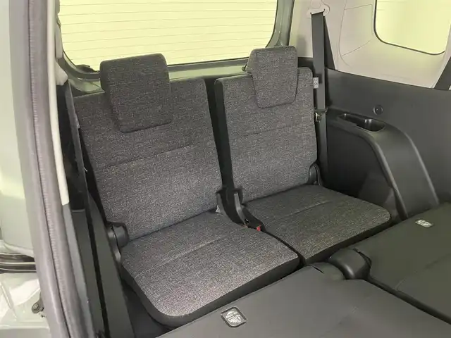 トヨタ シエンタ ハイブリッド Z 愛知県 2023(令5)年 4万km アーバンカーキ 純正１０．５型ＤＡナビ　全方位カメラ　シートヒーター　ハンドルヒーター　リアサーキュレーター　両側パワスラ　前後ドラレコ　セーフティセンス　衝突軽減　追従クルコン　Ａ１００Ｖ電源　ＥＴＣ２．０　禁煙車