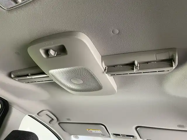 トヨタ シエンタ ハイブリッド Z 愛知県 2023(令5)年 4万km アーバンカーキ 純正１０．５型ＤＡナビ　全方位カメラ　シートヒーター　ハンドルヒーター　リアサーキュレーター　両側パワスラ　前後ドラレコ　セーフティセンス　衝突軽減　追従クルコン　Ａ１００Ｖ電源　ＥＴＣ２．０　禁煙車