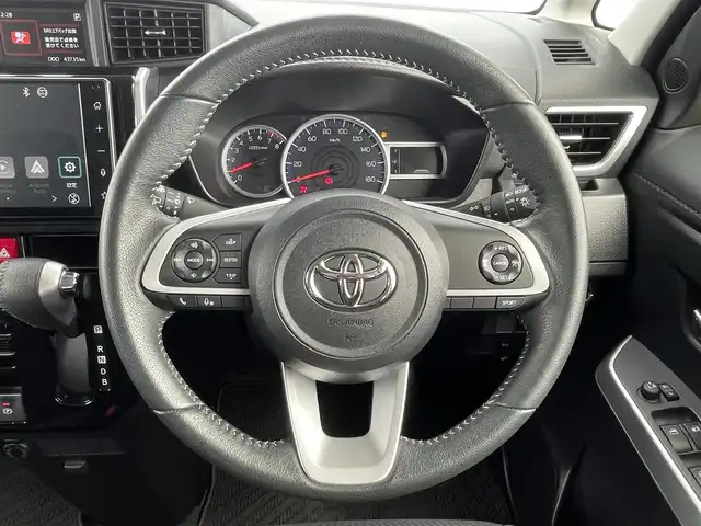 トヨタ ルーミー カスタムG－T 滋賀県 2021(令3)年 4.4万km クールバイオレットクリスタルシャイン 純正９インチディスプレイオーディオ/・Ｂｌｕｅｔｏｏｔｈ/フルセグ/・USB/HDMI/バックカメラ/革巻きステアリング/ステアリングリモコン/ドライブレコーダー/ETC/両側パワースライド/クリアランスソナー/衝突被害軽減システム/スマートアシスト/・衝突警報機能/・先行車発進お知らせ/・標識認識機能/・ふらつき警報/・アダプティブクルーズコントロール/・路側逸脱警報/・車線逸脱警報機能/電動格納ウィンカーミラー/スマートキー/プッシュスタート