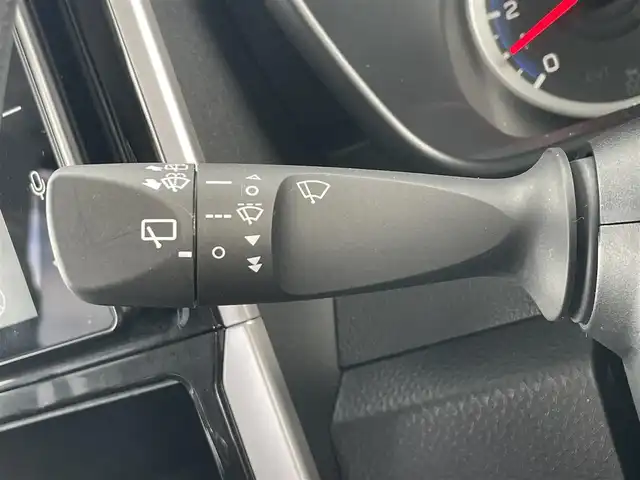 トヨタ ルーミー カスタムG－T 滋賀県 2021(令3)年 4.4万km クールバイオレットクリスタルシャイン 純正９インチディスプレイオーディオ/・Ｂｌｕｅｔｏｏｔｈ/フルセグ/・USB/HDMI/バックカメラ/革巻きステアリング/ステアリングリモコン/ドライブレコーダー/ETC/両側パワースライド/クリアランスソナー/衝突被害軽減システム/スマートアシスト/・衝突警報機能/・先行車発進お知らせ/・標識認識機能/・ふらつき警報/・アダプティブクルーズコントロール/・路側逸脱警報/・車線逸脱警報機能/電動格納ウィンカーミラー/スマートキー/プッシュスタート
