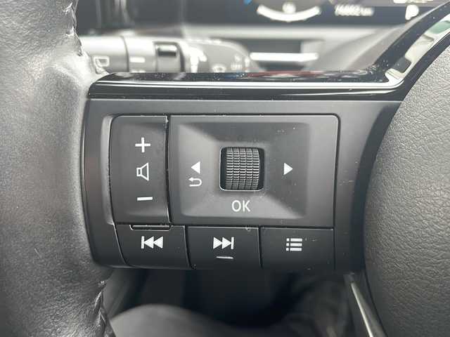 日産 オーラ G FOUR レザーエディション 岩手県 2022(令4)年 7.7万km 黒 ＢＯＳＥサウンド　純正９型ナビ　プロパイロット　全周囲Ｃ　ＨＤＭＩ　デジタルインナーミラー　本革シートヒーター　ＧＰＳレーダー　キャンセラー付フルセグ　ＥＴＣ２．　Ｑｉワイヤレス充電　ドラレコ　ＢＳＭ