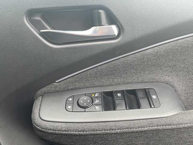 日産 オーラ G FOUR レザーエディション 岩手県 2022(令4)年 7.7万km 黒 ＢＯＳＥサウンド　純正９型ナビ　プロパイロット　全周囲Ｃ　ＨＤＭＩ　デジタルインナーミラー　本革シートヒーター　ＧＰＳレーダー　キャンセラー付フルセグ　ＥＴＣ２．　Ｑｉワイヤレス充電　ドラレコ　ＢＳＭ