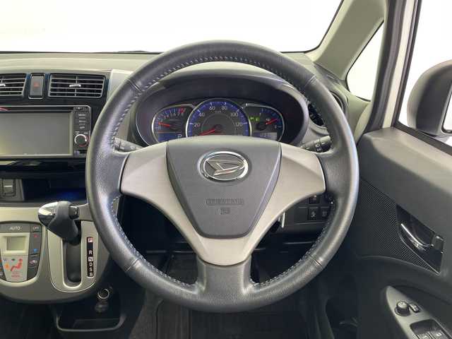 ダイハツ ムーヴ カスタム X VSスマセレ SA&SN 愛知県 2014(平26)年 7.1万km パールホワイトⅢ 純正ナビ/・Ｂｌｕｅｔｏｏｔｈ/・ワンセグ/・ＨＤＭＩ/・ＤＶＤ/ＣＤ/バックカメラ/衝突軽減/オートライト/アイドリングストップ/スマートキー/エンジンスタートボタン