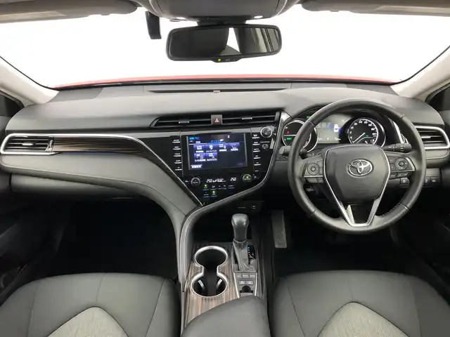 トヨタ カムリ G 愛知県 2018(平30)年 4万km エモーショナルレッド トヨタセーフティセンス/　・プリクラッシュセーフティ/　・アダプティブクルーズコントロール/　・レーンキープアシスト/　・クリアランスソナー/純正ナビ/　ＢＴ／フルセグＴＶ／ＡｐｐｌｅＣａｒＰｌａｙ／ＡｎｄｒｏｉｄＡｕｔｏ）/バックカメラ/ＥＴＣ/純正ドラレコ/運転席パワーシート/純正１７インチＡＷ