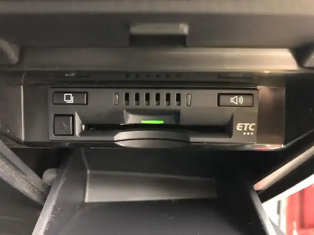 トヨタ カムリ G 愛知県 2018(平30)年 4万km エモーショナルレッド トヨタセーフティセンス/　・プリクラッシュセーフティ/　・アダプティブクルーズコントロール/　・レーンキープアシスト/　・クリアランスソナー/純正ナビ/　ＢＴ／フルセグＴＶ／ＡｐｐｌｅＣａｒＰｌａｙ／ＡｎｄｒｏｉｄＡｕｔｏ）/バックカメラ/ＥＴＣ/純正ドラレコ/運転席パワーシート/純正１７インチＡＷ