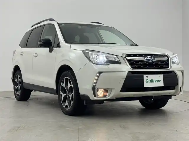 スバル フォレスター S－リミテッド スマートED 愛知県 2018(平30)年 4.1万km クリスタルホワイトP 社外ナビ（CARROZZERIA）/（フルセグ／ＢＴ／ＣＤ／ＤＶＤ）　/レーダークルーズコントロール/パドルシフト/バックカメラ/衝突被害軽減システム　/ハーフレザーシート/前席シートヒーター/レーンキープアシスト/フルフラットシート/ＥＴＣ/純正ＡＷ/ＳＲＨ