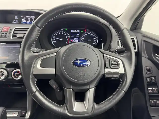 スバル フォレスター S－リミテッド スマートED 愛知県 2018(平30)年 4.1万km クリスタルホワイトP 社外ナビ（CARROZZERIA）/（フルセグ／ＢＴ／ＣＤ／ＤＶＤ）　/レーダークルーズコントロール/パドルシフト/バックカメラ/衝突被害軽減システム　/ハーフレザーシート/前席シートヒーター/レーンキープアシスト/フルフラットシート/ＥＴＣ/純正ＡＷ/ＳＲＨ