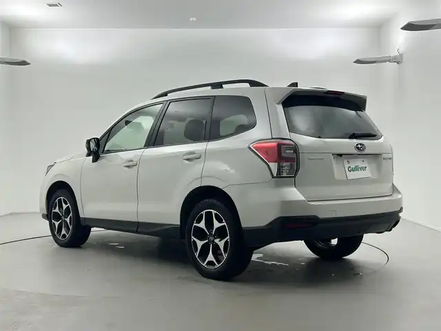 スバル フォレスター S－リミテッド スマートED 福井県 2018(平30)年 4.1万km クリスタルホワイトP ４WD/ルーフレール/アイサイトVer.2/・衝突軽減ブレーキ/・車線逸脱警報機能/・クルーズコントロール（追従有）/・車線逸脱警報機能/・側後方支援システム/カロッツェリアナビゲーション/【AM/FM/CD/Bluetooth/フルセグTV】/バックカメラ/ETC/パドルシフト/ハーフレザーシート/シートヒーター（運転席/助手席）/プッシュスタート/スマートキー/オートライト/LEDヘッドライド/フォグランプ/純正アルミホイール/ステアリング連動ヘッドランプ（SRH）
