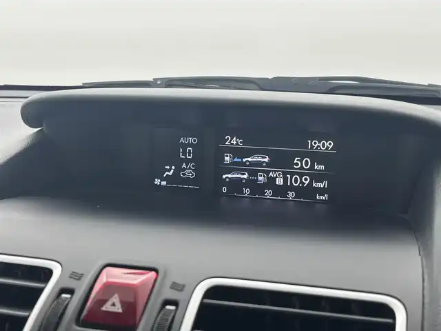スバル フォレスター S－リミテッド スマートED 福井県 2018(平30)年 4.1万km クリスタルホワイトP ４WD/ルーフレール/アイサイトVer.2/・衝突軽減ブレーキ/・車線逸脱警報機能/・クルーズコントロール（追従有）/・車線逸脱警報機能/・側後方支援システム/カロッツェリアナビゲーション/【AM/FM/CD/Bluetooth/フルセグTV】/バックカメラ/ETC/パドルシフト/ハーフレザーシート/シートヒーター（運転席/助手席）/プッシュスタート/スマートキー/オートライト/LEDヘッドライド/フォグランプ/純正アルミホイール/ステアリング連動ヘッドランプ（SRH）