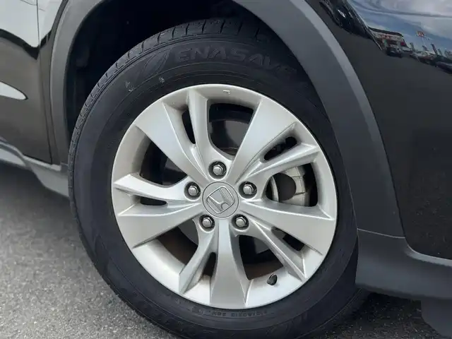ホンダ ヴェゼル X ホンダセンシング 三重県 2018(平30)年 5.6万km クリスタルブラックパール ホンダセンシング/アイドリングストップ/カロッツエリアメモリナビ・地デジTV/・DVD/CD/・Bluetooth/バックカメラ/レーダークルーズコントロール/レーンディパーチャーアラート/セルスターGPSレーダー探知機/ビルトインETC/純正16インチアルミホイール/LEDヘッドライト/・オートライト/フォグライト/プッシュエンジンスタート/スマートキー×2/新車時保証書/取扱説明書