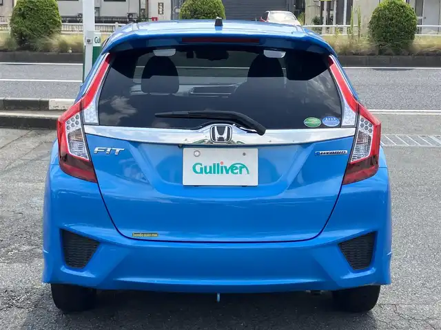 ホンダ フィット ハイブリット Sパッケージ 三重県 2014(平26)年 12万km ビビットスカイブルーP 車検R9年1月25日/♪純正インターナビ/ ・フルセグ・CD/DVD再生/ ・Bluetooth・HDMI/ ・USB/♪バックカメラ/♪シティブレーキアクティブシステム(CTBA)/♪クルーズコントロール/♪スマートキー/♪プッシュスタート/♪LEDヘッドライト/♪フォグライト/♪オートライト/♪ウィンカーミラー/♪アイドリングストップ/♪革巻ステアリング/♪ステアリングスイッチ/♪パドルシフト/♪ビルトインETC/♪フロアマット/♪ドアバイザー/♪プライバシーガラス/♪電格ミラー/♪サイド/カーテンエアバック