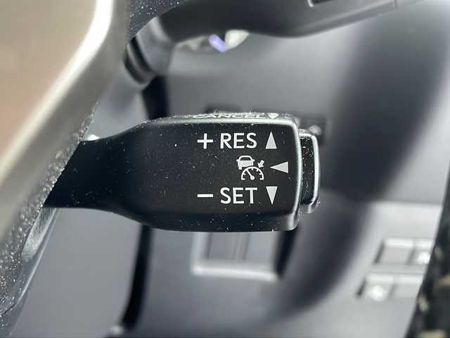 レクサス ＮＸ 200t Iパッケージ 茨城県 2014(平26)年 4.8万km ソニッククォーツ ３眼ＬＥＤヘッドライト　/ステアリングヒーター　/衝突被害軽減ブレーキ　/ＢＳＭ　/シートヒーター　/シートメモリ　/パワーシート　/バックカメラ　/追従型クルーズコントロール　/ビルドインＥＴＣ　/コーナーセンサー