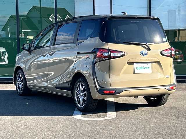 トヨタ シエンタ ハイブリッド ファンベースG 岐阜県 2021(令3)年 8.6万km ブラックマイカ/ベージュ 2トーン 登録時走行距離85435km/純正9インチナビ/全方位カメラ/フルセグテレビ/バックカメラ/両側パワースライドドア/クルーズコントロール/レーンキープアシスト/プリクラッシュ/ドライブレコーダー/シートヒーター/ステアリングヒーター/純正ホイールサマータイヤ有/ツートンカラー/禁煙車/ETC/フォグランプ/LEDヘッドライト