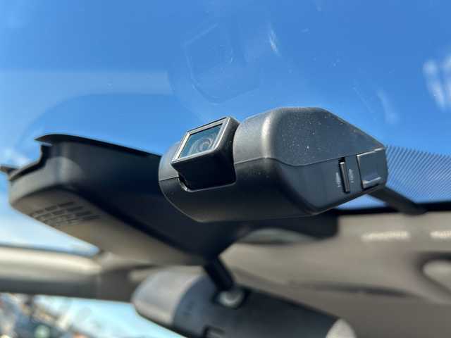 トヨタ シエンタ ハイブリッド ファンベースG 岐阜県 2021(令3)年 8.6万km ブラックマイカ/ベージュ 2トーン 登録時走行距離85435km/純正9インチナビ/全方位カメラ/フルセグテレビ/バックカメラ/両側パワースライドドア/クルーズコントロール/レーンキープアシスト/プリクラッシュ/ドライブレコーダー/シートヒーター/ステアリングヒーター/純正ホイールサマータイヤ有/ツートンカラー/禁煙車/ETC/フォグランプ/LEDヘッドライト