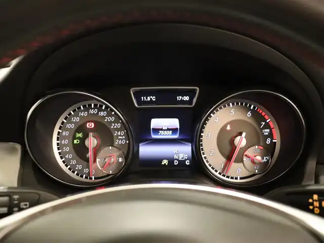 メルセデス・ベンツ ＣＬＡ１８０ Sブレイク　スポーツ 静岡県 2016(平28)年 7.6万km カルサイトホワイト 1オーナー /ACC BSM /純正ナビ　ＴＶ　ＢＴ　USB　ＭＳＶ　/ハーフレザーシート /シートヒーター　/パワーバックドア　/キーレスゴー/キーレスＸ２　/パークトロニック　/アイドリングストップ　/ETC2.0/HIDライト　