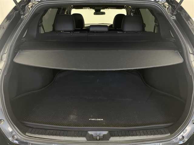 トヨタ カローラ フィールダー ハイブリッドG ダブルバイビー 愛知県 2016(平28)年 8万km ブラックマイカ 純正ナビ　フルセグＴＶ　Ｂｌｕｅｔｏｏｔｈ　バックカメラ　シートヒーター　黒ハーフレザー　セーフティセンス　衝突軽減　レーンキープ　オートハイビーム　ＬＥＤヘッドライト　ＥＴＣ　スマートキー　禁煙車