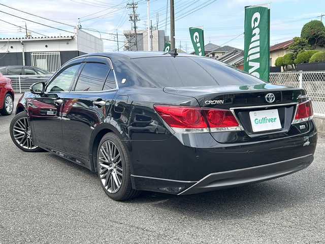 トヨタ クラウン ハイブリッド アスリートG 愛知県 2013(平25)年 7.8万km プレシャスブラックパール /禁煙車//メーカーナビ・フルセグTV//全方位モニター//ビルトインETC//黒革シート//ステアスイッチ//LEDオートライト//アダプティブハイビーム//クリアランスソナー//電動格納ミラーウインカー//純正１８インチアルミ//前席パワーシート//前席シートヒーター・エアシート//ハンドルヒーター//ドアバイザー//純正フロアマット//新車保証書/取扱説明書//スペアキー×１