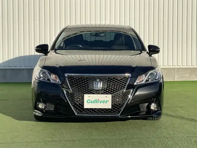 トヨタ クラウン ハイブリッド アスリートG 香川県 2013(平25)年 7.8万km プレシャスブラックパール プリクラッシュセーフティシステム/純正8インチナビゲーション/【AM/FM/BT/TV】/パノラミックビューモニター/ブラックレザーシート/シートヒーター/シートメモリー/ベンチレーション/インテリジェントクリアランスソナー/パワーシート/ビルトインETC/革巻きステアリング/ステアリングリモコン/レーダークルーズコントロール/HIDライト/フォグランプ/純正18インチアルミホイール/純正フロアマット/スマートキー/プッシュスタート