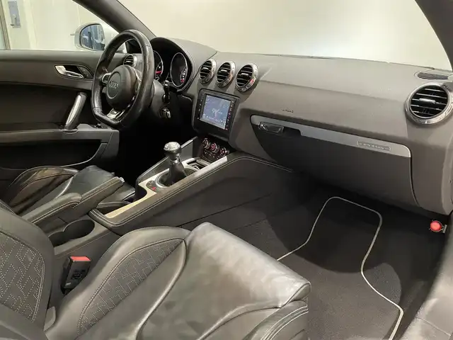 アウディ ＴＴＲＳ クーペ 愛知県 2010(平22)年 5.1万km 紺Ｍ ＲＡＹＳアルミホイール　/車高調　/スポーツレザーシート/シートヒーター　/純正ナビ　/Ｂｌｕｅｔｏｏｔｈ　/フルセグＴＶ　/ＨＤＤ　/クルーズコントロール　/ＥＴＣ/HID/ウィンカーミラー