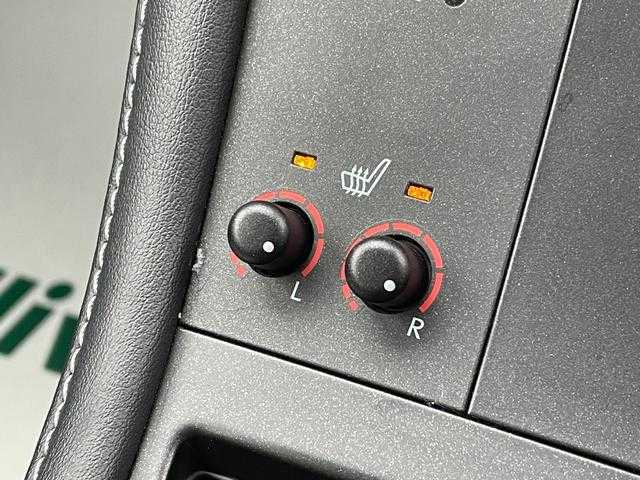 レクサス ＣＴ 200h Fスポーツ 山形県 2011(平23)年 6.1万km レッドマイカクリスタルシャイン サンルーフ/純正HDDナビ/　　【CD DVD BT フルセグ USB AUX】/バックカメラ/クルーズコントロール/LEDオートヘッドライト/レザーシート/パワーシート/シートヒーター/純正17インチアルミホイール/ドライブレコーダー/コーナーセンサー/ステアリングスイッチ/パドルシフト/電動格納ウィンカーミラー/フォグランプ/スマートキー×2/カードキー/ETC