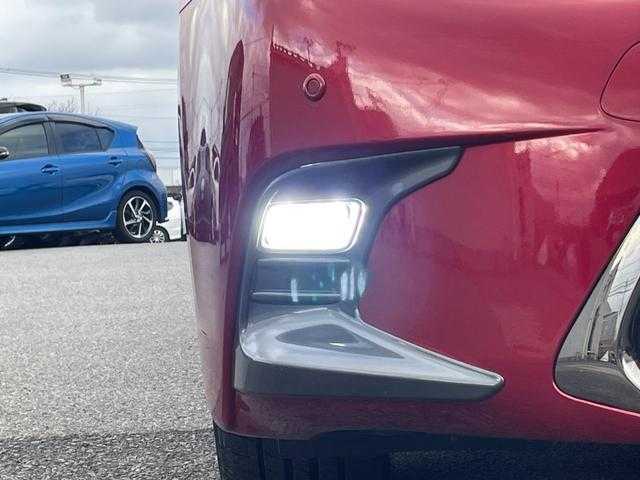 レクサス ＣＴ 200h Fスポーツ 山形県 2011(平23)年 6.1万km レッドマイカクリスタルシャイン サンルーフ/純正HDDナビ/　　【CD DVD BT フルセグ USB AUX】/バックカメラ/クルーズコントロール/LEDオートヘッドライト/レザーシート/パワーシート/シートヒーター/純正17インチアルミホイール/ドライブレコーダー/コーナーセンサー/ステアリングスイッチ/パドルシフト/電動格納ウィンカーミラー/フォグランプ/スマートキー×2/カードキー/ETC