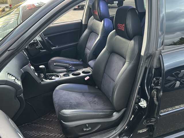 スバル レガシィ ツーリングワゴン 2．5i アーバンセレクション 秋田県 2008(平20)年 18.7万km ミッドナイトブルーパール ・４ＷＤ/・プッシュスタート/・スマートキー/・ＥＴＣ/・ＭＴモード付ＡＴ/・ドライブレコーダー/・黒ハーフ革シート/・前席パワーシート/・ＨＩＤ/・Ｒｅｇｕ．９２－Ｚマフラー/・フォグライト黄色/・17インチアルミホイール