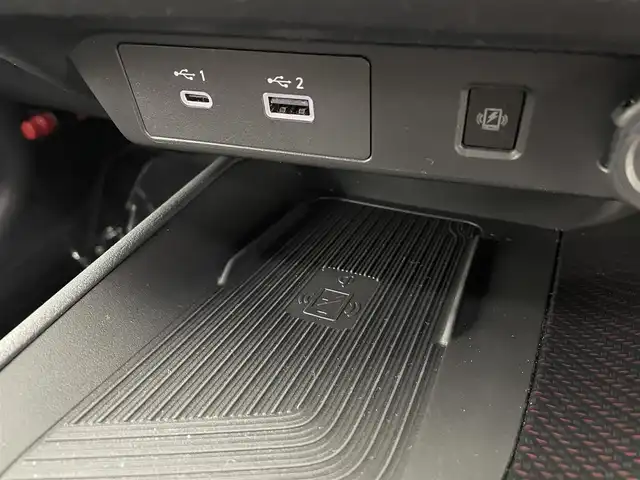 日産 オーラ ニスモ チューンド e－パワー 4WD 熊本県 2024(令6)年 1.5万km グレー 禁煙車　/ワンオーナー　/BOSEサウンド/純正ナビ　/HDMI/アラウンドビューモニター/純正前方ドライブレコーダー　/ビルトインＥＴＣ２．０　/プロパイロット/レーダークルーズコントロール　/衝突軽減ブレーキ/レーンキープアシスト/横滑り防止/前後クリアランスソナー　/プロパイロット　/置くだけ充電　/前席シートヒーター/ステアリングヒーター/ブラインドスポットモニター/電動パーキング/ブレーキホールド/オートホールド/前後クリアランスソナー/純正フロアマット/純正17インチAW/オートライト/オートマチックハイビーム/LEDヘッドライト/フォグランプ/スマートキー/プッシュスタート/スペアキー1本/保証書/取扱説明書