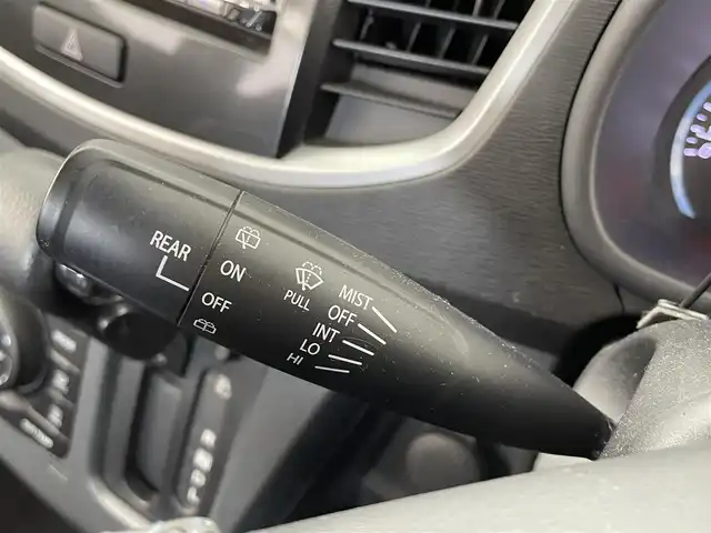 スズキ ワゴンＲ スティングレー X 大分県 2016(平28)年 8.1万km クリスタルホワイトP 社外ナビ【MDV-S708】/Bluetooth/フルセグTV/衝突軽減ブレーキ/アイドリングストップ/スマートキー/オートライト/運転席シートヒーター/純正フロアマット/純正14インチアルミホイール/ドアバイザー/横滑り防止システム/パワーウィンドウ/パワーステアリング