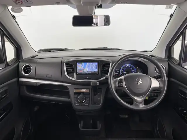 スズキ ワゴンＲ スティングレー X 大分県 2016(平28)年 8.1万km クリスタルホワイトP 社外ナビ【MDV-S708】/Bluetooth/フルセグTV/衝突軽減ブレーキ/アイドリングストップ/スマートキー/オートライト/運転席シートヒーター/純正フロアマット/純正14インチアルミホイール/ドアバイザー/横滑り防止システム/パワーウィンドウ/パワーステアリング