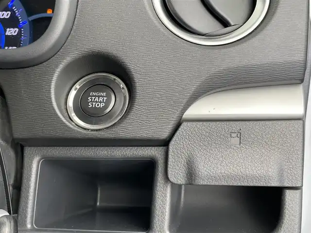 スズキ ワゴンＲ スティングレー X 大分県 2016(平28)年 8.1万km クリスタルホワイトP 社外ナビ【MDV-S708】/Bluetooth/フルセグTV/衝突軽減ブレーキ/アイドリングストップ/スマートキー/オートライト/運転席シートヒーター/純正フロアマット/純正14インチアルミホイール/ドアバイザー/横滑り防止システム/パワーウィンドウ/パワーステアリング