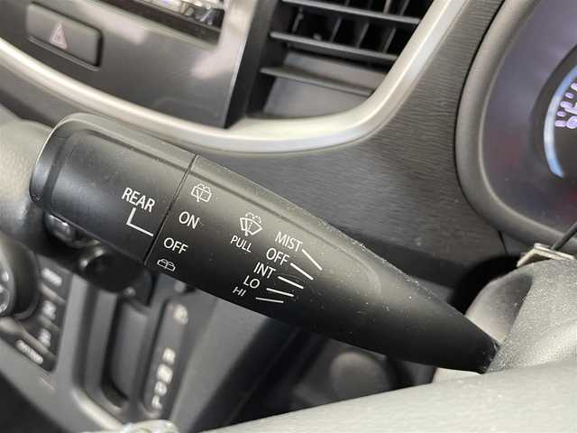 スズキ ワゴンＲ スティングレー X 大分県 2016(平28)年 8.1万km クリスタルホワイトP 社外ナビ【MDV-S708】/Bluetooth/フルセグTV/衝突軽減ブレーキ/アイドリングストップ/スマートキー/オートライト/運転席シートヒーター/純正フロアマット/純正14インチアルミホイール/ドアバイザー/横滑り防止システム/パワーウィンドウ/パワーステアリング