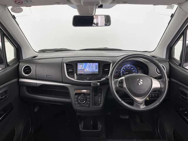スズキ ワゴンＲ スティングレー X 大分県 2016(平28)年 8.1万km クリスタルホワイトP 社外ナビ【MDV-S708】/Bluetooth/フルセグTV/衝突軽減ブレーキ/アイドリングストップ/スマートキー/オートライト/運転席シートヒーター/純正フロアマット/純正14インチアルミホイール/ドアバイザー/横滑り防止システム/パワーウィンドウ/パワーステアリング