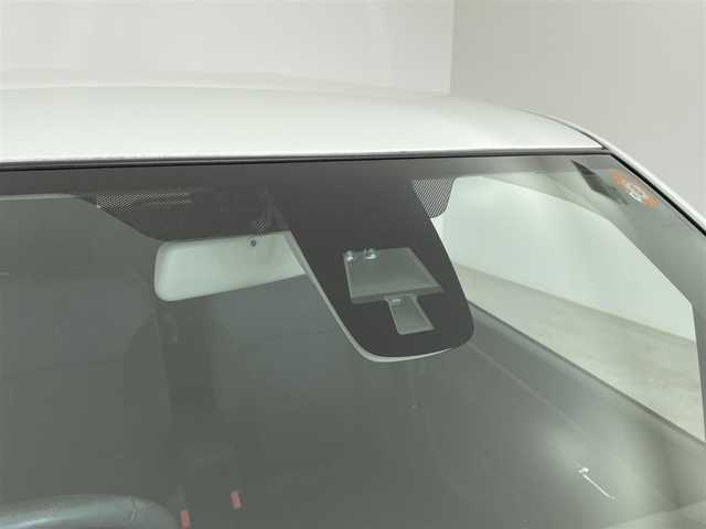 スズキ ワゴンＲ スティングレー X 大分県 2016(平28)年 8.1万km クリスタルホワイトP 社外ナビ【MDV-S708】/Bluetooth/フルセグTV/衝突軽減ブレーキ/アイドリングストップ/スマートキー/オートライト/運転席シートヒーター/純正フロアマット/純正14インチアルミホイール/ドアバイザー/横滑り防止システム/パワーウィンドウ/パワーステアリング