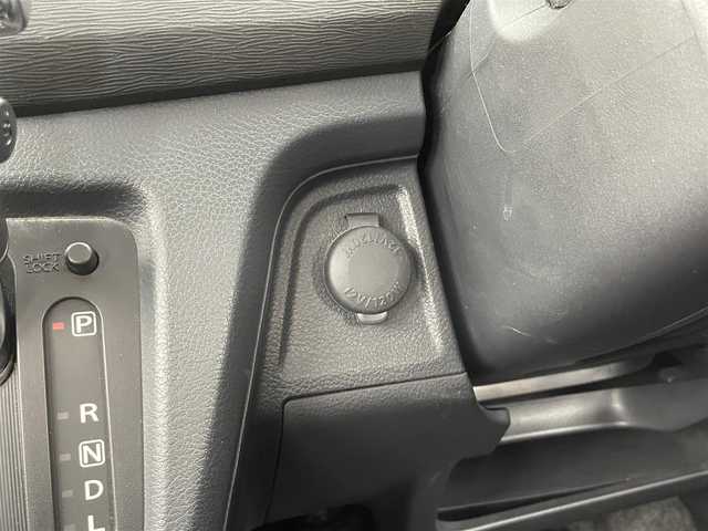 スズキ ワゴンＲ スティングレー X 大分県 2016(平28)年 8.1万km クリスタルホワイトP 社外ナビ【MDV-S708】/Bluetooth/フルセグTV/衝突軽減ブレーキ/アイドリングストップ/スマートキー/オートライト/運転席シートヒーター/純正フロアマット/純正14インチアルミホイール/ドアバイザー/横滑り防止システム/パワーウィンドウ/パワーステアリング