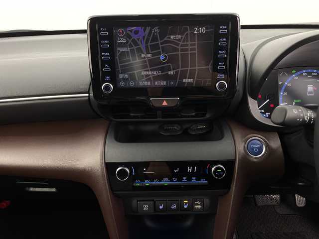 トヨタ ヤリスクロス ハイブリッド Z 新潟県 2021(令3)年 2.4万km グレイッシュブルー 4WD/トヨタセーフティセンス/純正ナビ/Bluetooth/バックカメラ/パワーバックドア/レーダークルーズコントロール/LEDオートライト/オートハイビーム/フォグランプ/ハーフレザーシート/パワーシート/シートヒーター/純正18インチアルミホイール/レーントレーシングアラート/ステアリングリモコン/電格ミラー/ウィンカーミラー/スマートキー/ビルトインETC