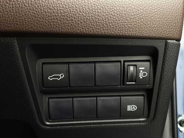 トヨタ ヤリスクロス ハイブリッド Z 新潟県 2021(令3)年 2.4万km グレイッシュブルー 4WD/トヨタセーフティセンス/純正ナビ/Bluetooth/バックカメラ/パワーバックドア/レーダークルーズコントロール/LEDオートライト/オートハイビーム/フォグランプ/ハーフレザーシート/パワーシート/シートヒーター/純正18インチアルミホイール/レーントレーシングアラート/ステアリングリモコン/電格ミラー/ウィンカーミラー/スマートキー/ビルトインETC