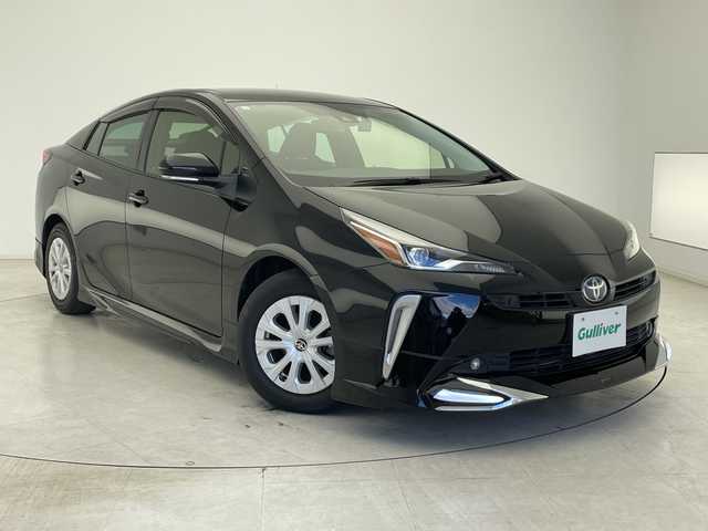 トヨタ プリウス SセーフティプラスⅡ 千葉県 2021(令3)年 3.2万km アティチュードブラックマイカ 純正SDナビ【AM/FM/BT/CD/DVD】/エアロ【フロント/サイド/リア】/トヨタセーフティセンス/レーダークルーズコントロール追従機能有/衝突被害軽減システム/横滑り防止装置/レーンキープアシスト/バックカメラ/ETC/オートマチックハイビーム/オートライト/純正フロアマット